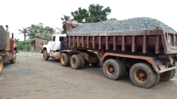 🚛 30 Tons of Granite in Nigeria – Promo Price & Same-Day Delivery by Vikkystar Granite Stone