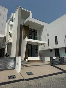 Duplex for Sale in Osapa London – 5 Bedroom Detached Home