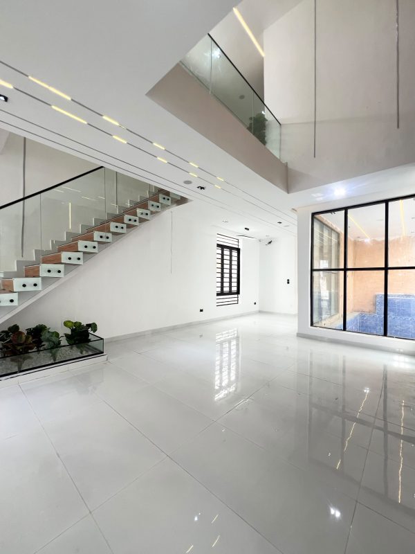 5 bedroom Fully detached house for sale in lagos. 5 Bedroom House for Sale in Orchid, Lekki 🏊♂️🎬 (₦450M Luxury Duplex)